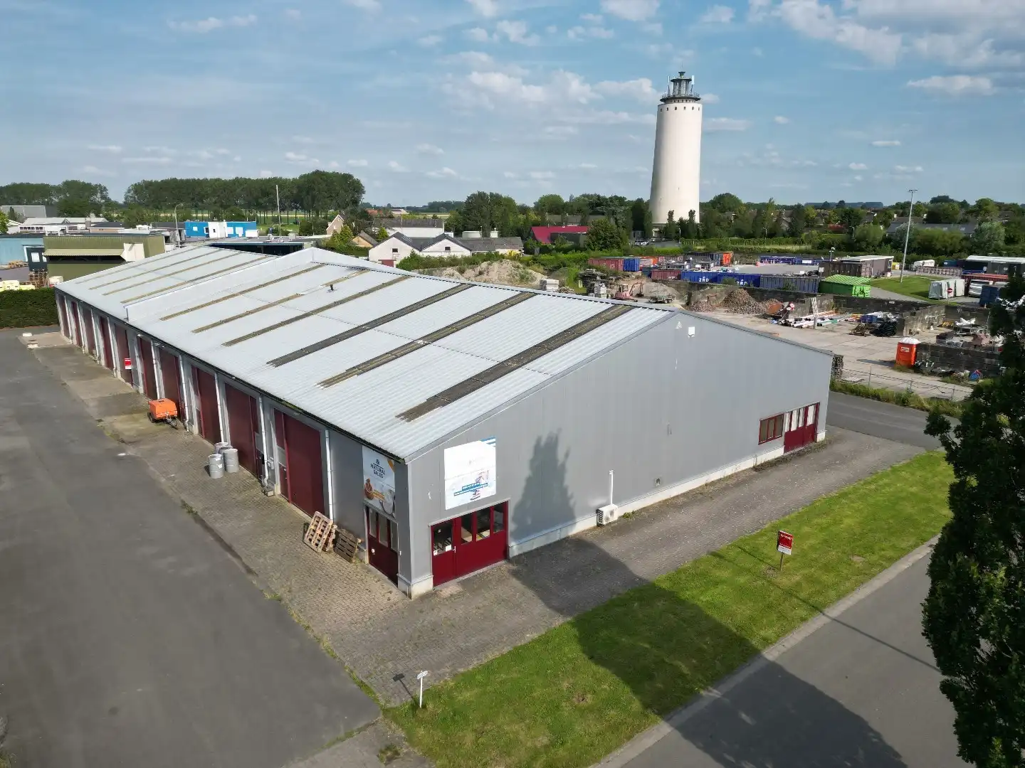 Polyvalente bedrijfsruimte op de Stampershoek foto 2