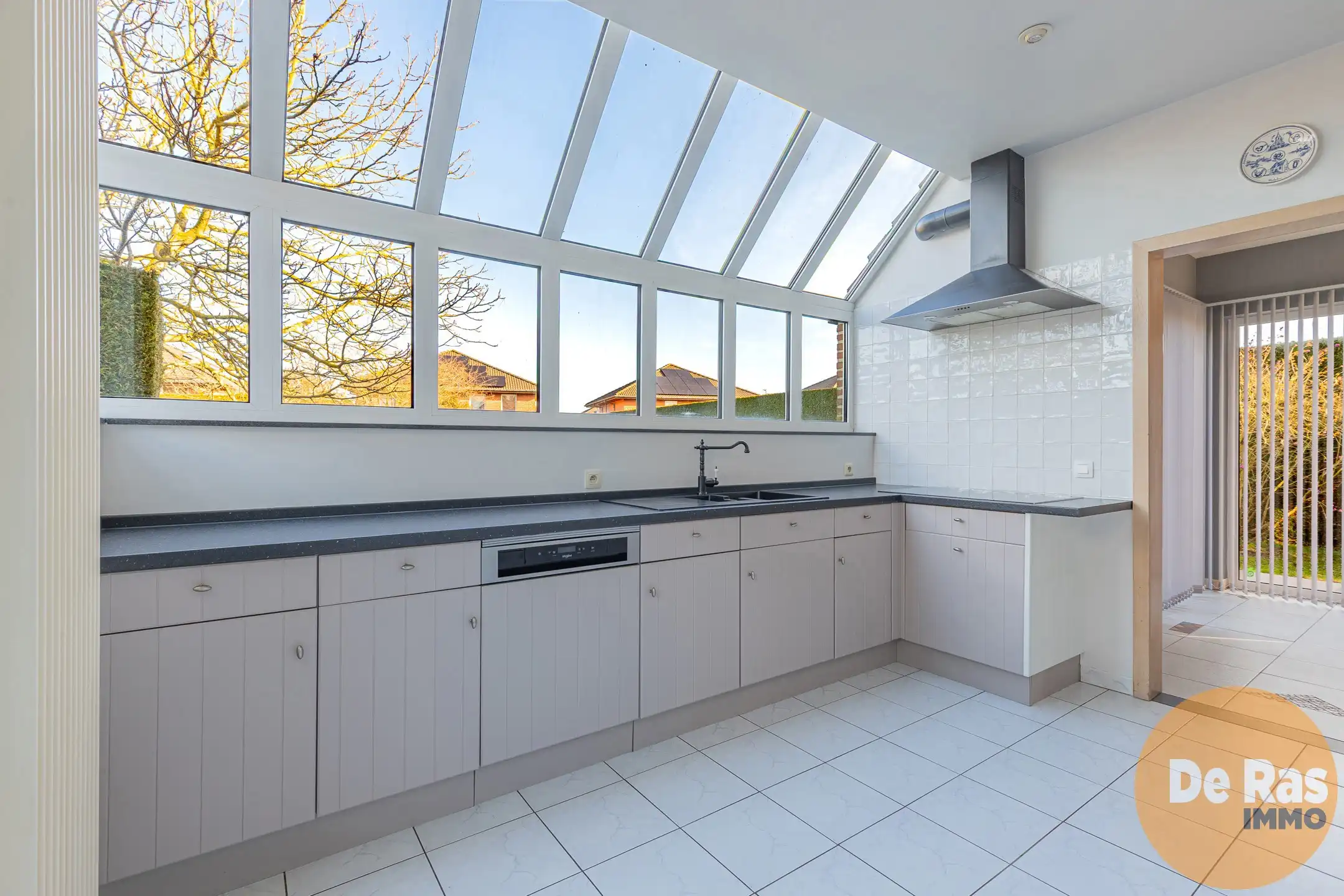 WICHELEN - Rustig gelegen instapklare woning met tuin foto 7