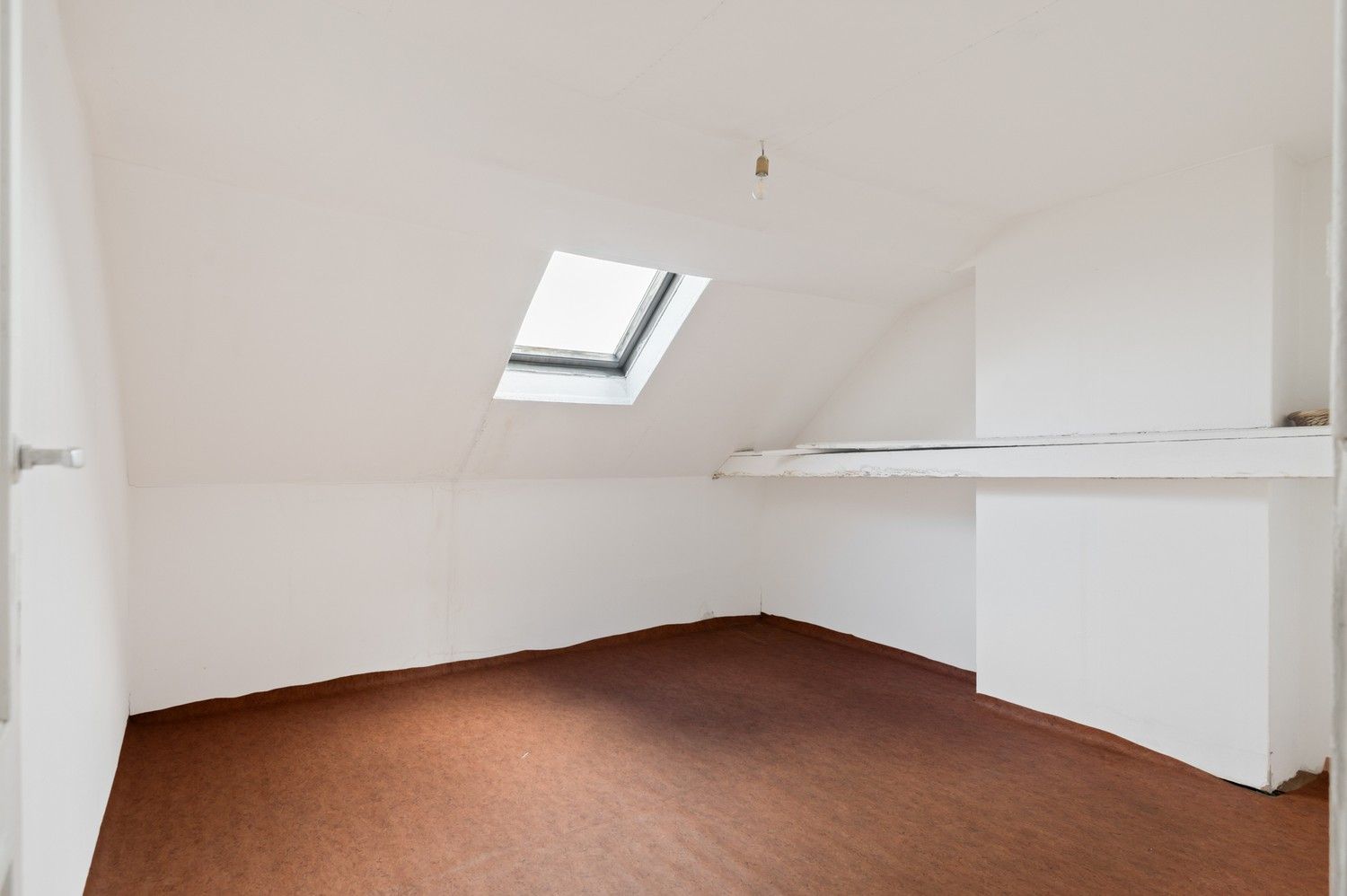 Ruime woning met 8 slaapkamers te Antwerpen! foto 33