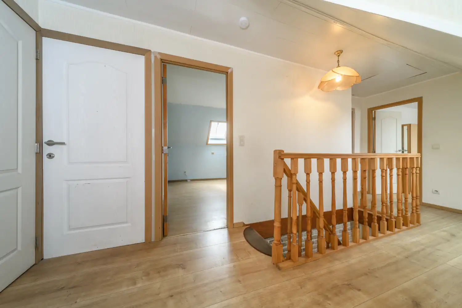 DE PANNE: Villahuis met 4 slaapkamers (waarvan 1 gelijkvloers), bureauruimte, 2 badkamers en ruime tuin op 1.250m² totale grondopp. foto 18