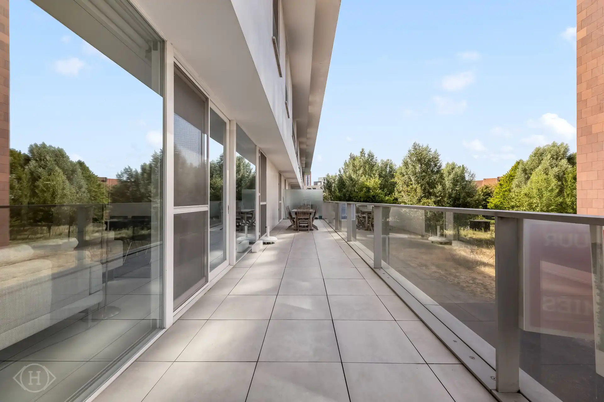 Bemeubeld appartement met prachtig terras foto 13