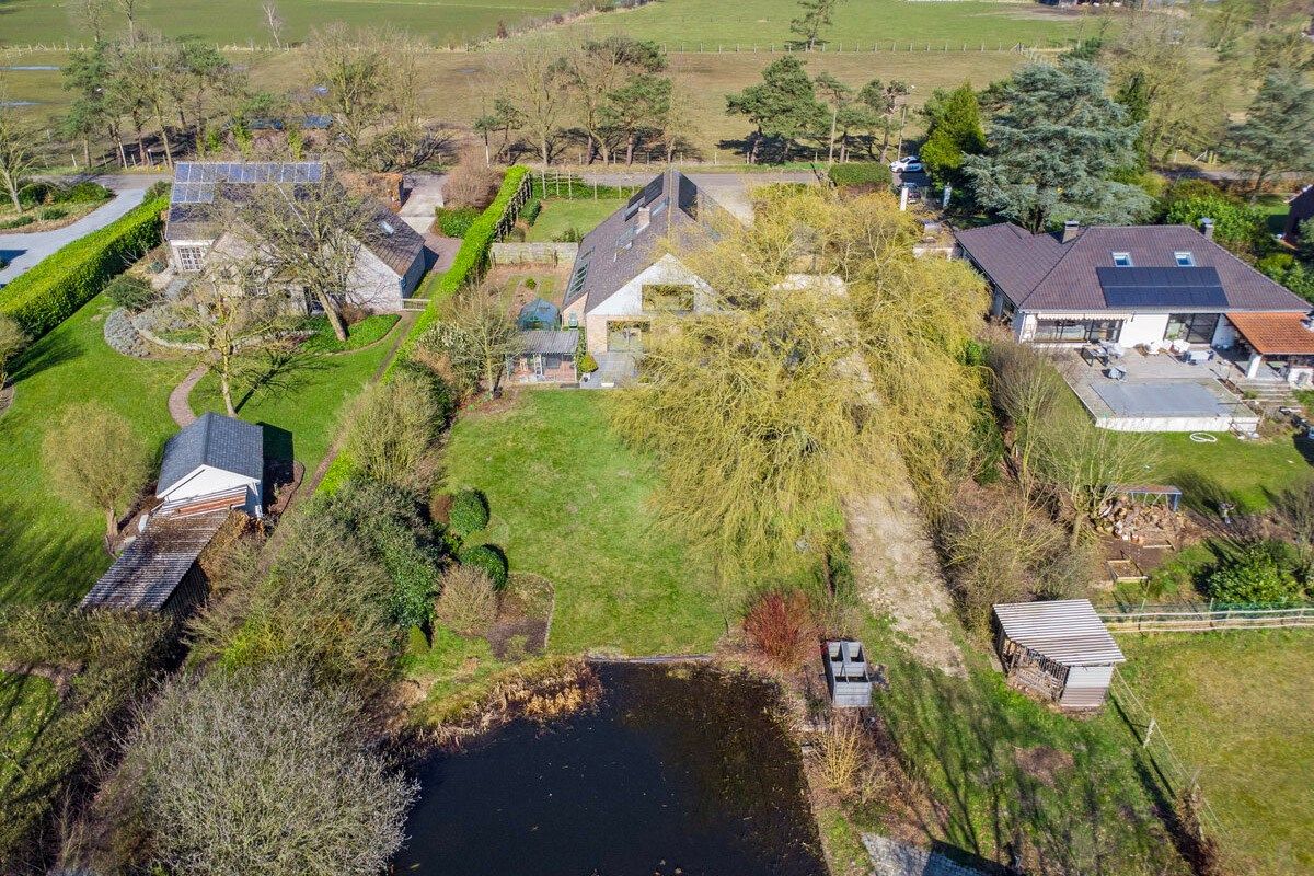 Goed onderhouden ruim ingedeelde woning op 11.725 m². foto 39