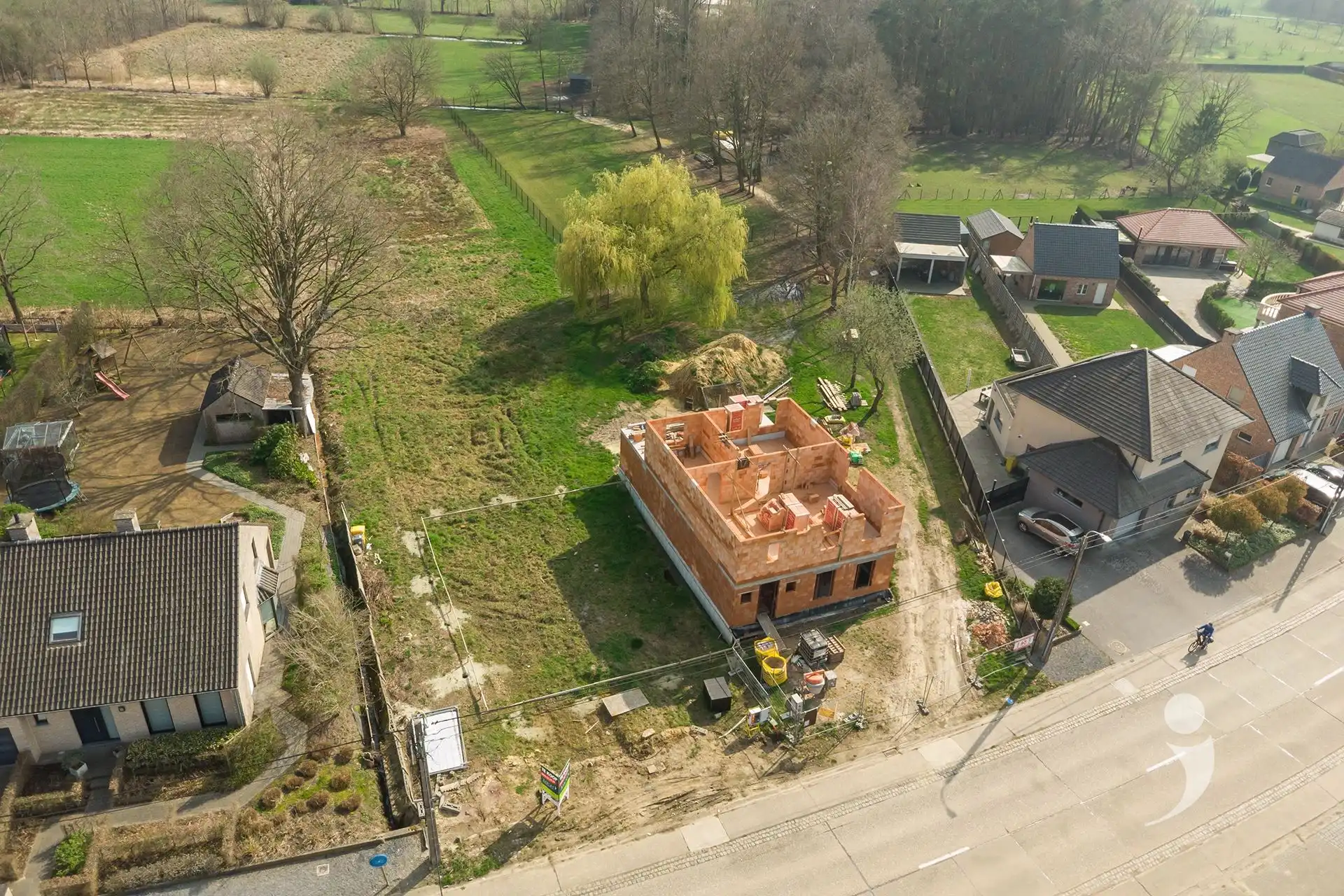 Bouwgrond voor een ruime halfopen bebouwing!  foto 11