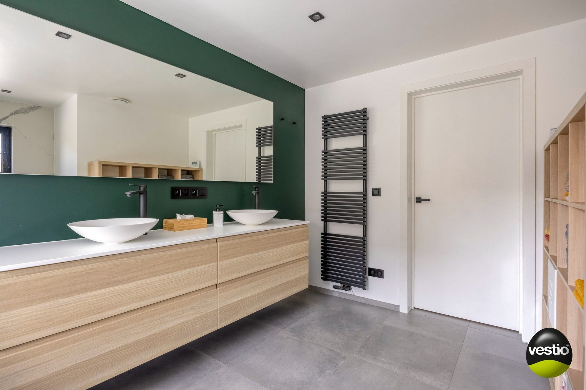GERENOVEERDE, ENERGIEZUINIGE WONING OP RUSTIGE LOCATIE foto 23