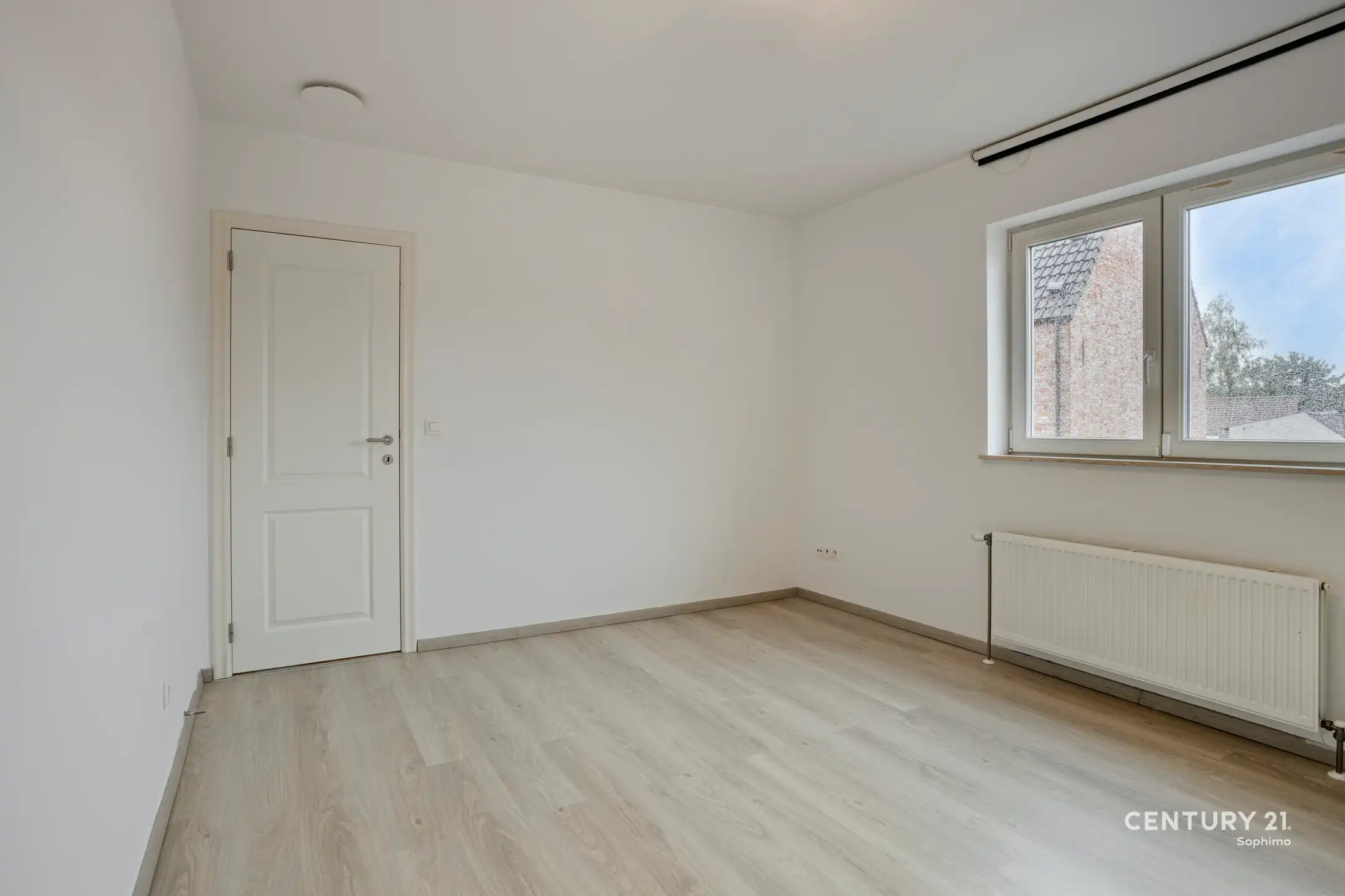 Gunstig gelegen ééngezinswoning met 4 slaapkamers foto 17