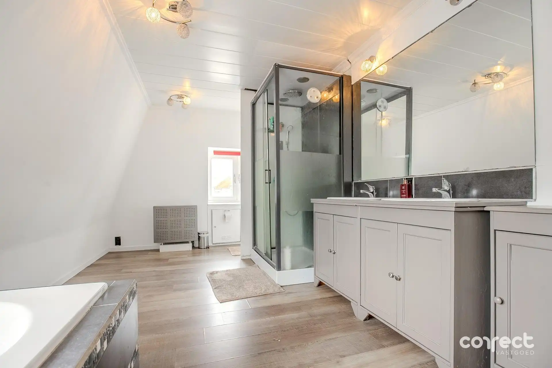 Charmante woning met tuin. foto 7