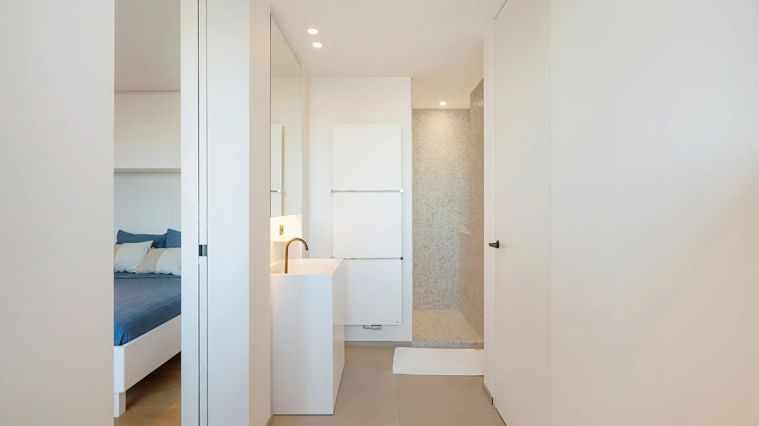 Luxueus appartement met frontaal zicht op het Zegemeer. foto 18