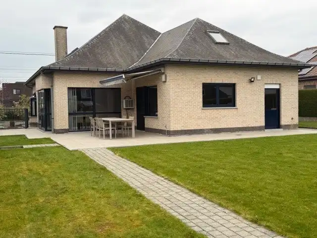 Mooie ruime woning 4 slaapkamers op 855m² foto 18