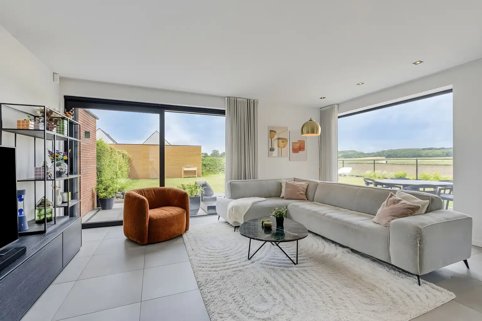 INSTAPKLARE ENERGIEZUINIGE WONING OP EEN RUSTIGE LOCATIE foto 4