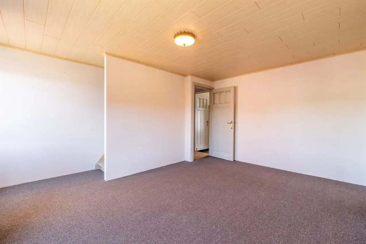 Ruime woning met mooi tuindeel op wandelafstand van centrum foto 24