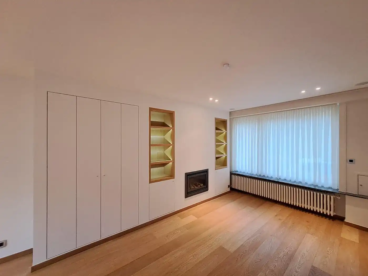 Verrassend ruime en charmante woning met grote inpandige garage! foto 5