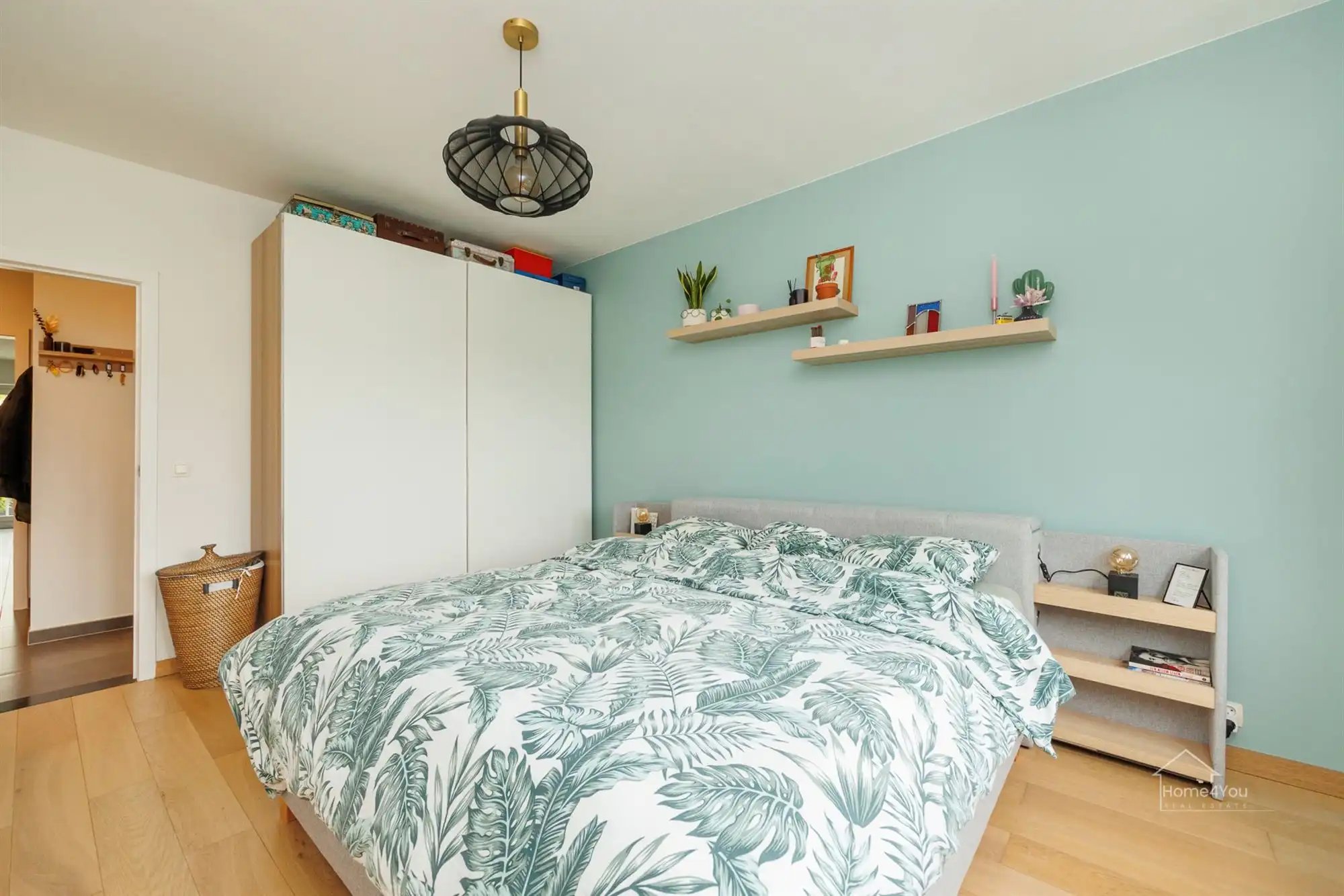 Instapklaar 2 Slaapkamer App + Garage foto 16