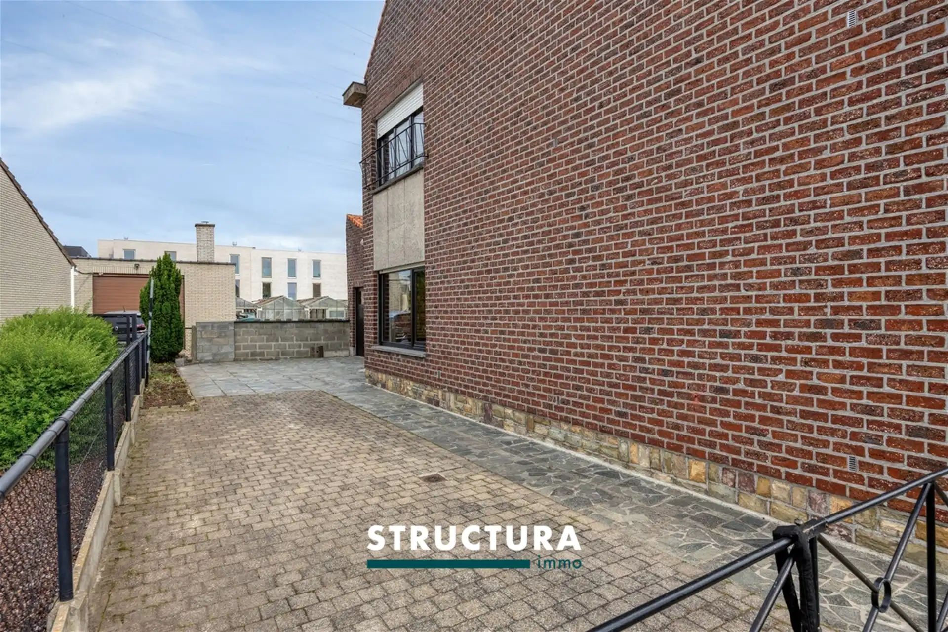 Gezinswoning met potentieel en 4 slaapkamers nabij het centrum foto 17