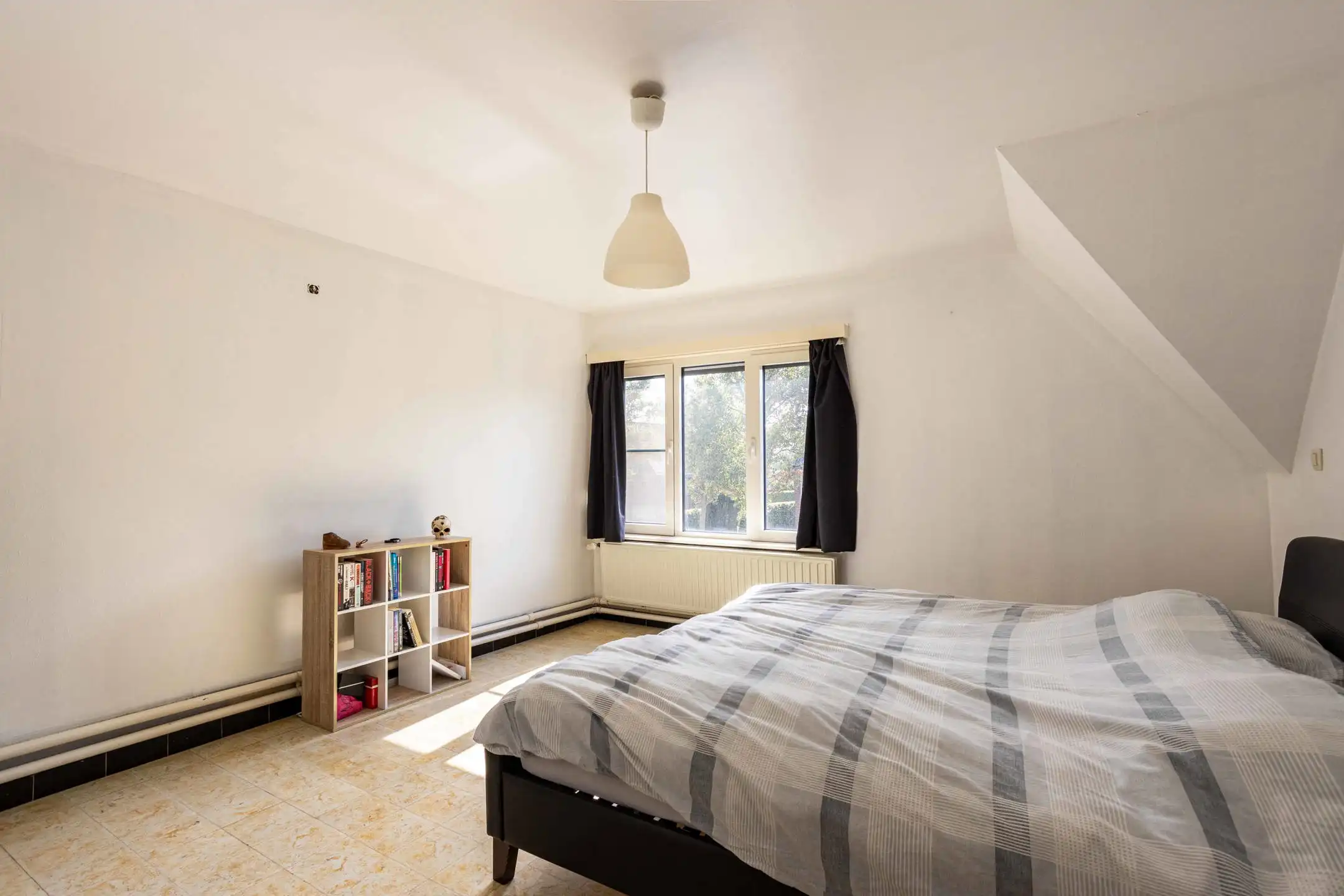 Halfopen woning met 3 slpks, garage en tuin te Oudenaarde foto 9