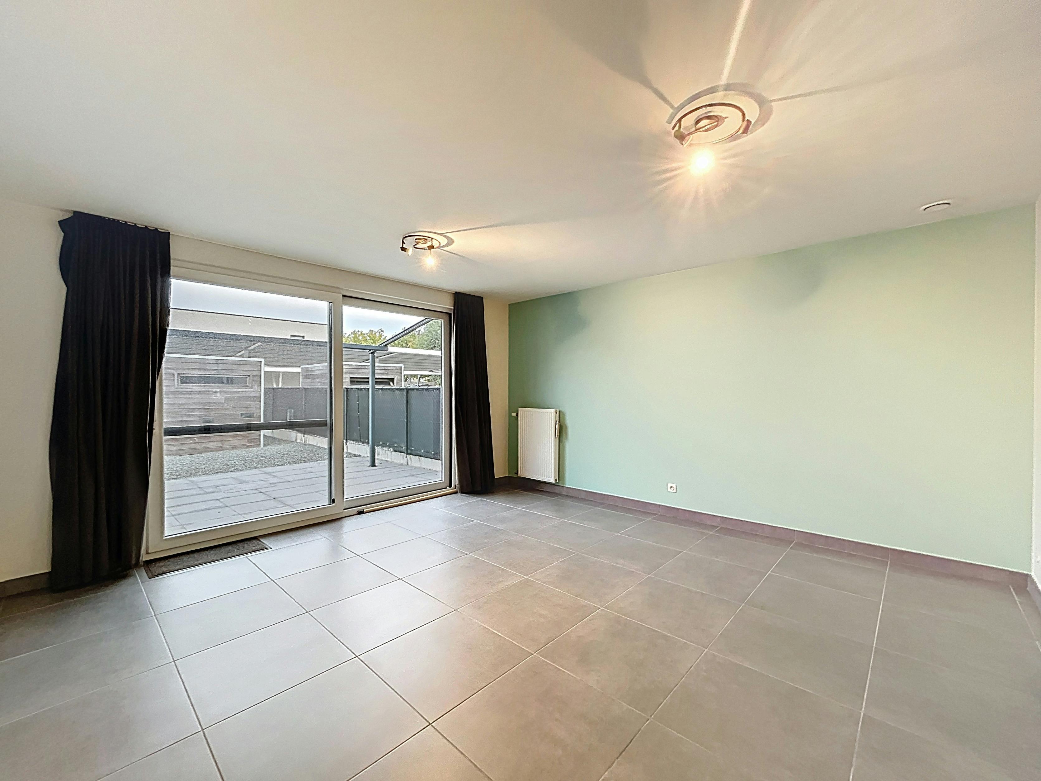 Half-open woning te huur in Heule foto 3