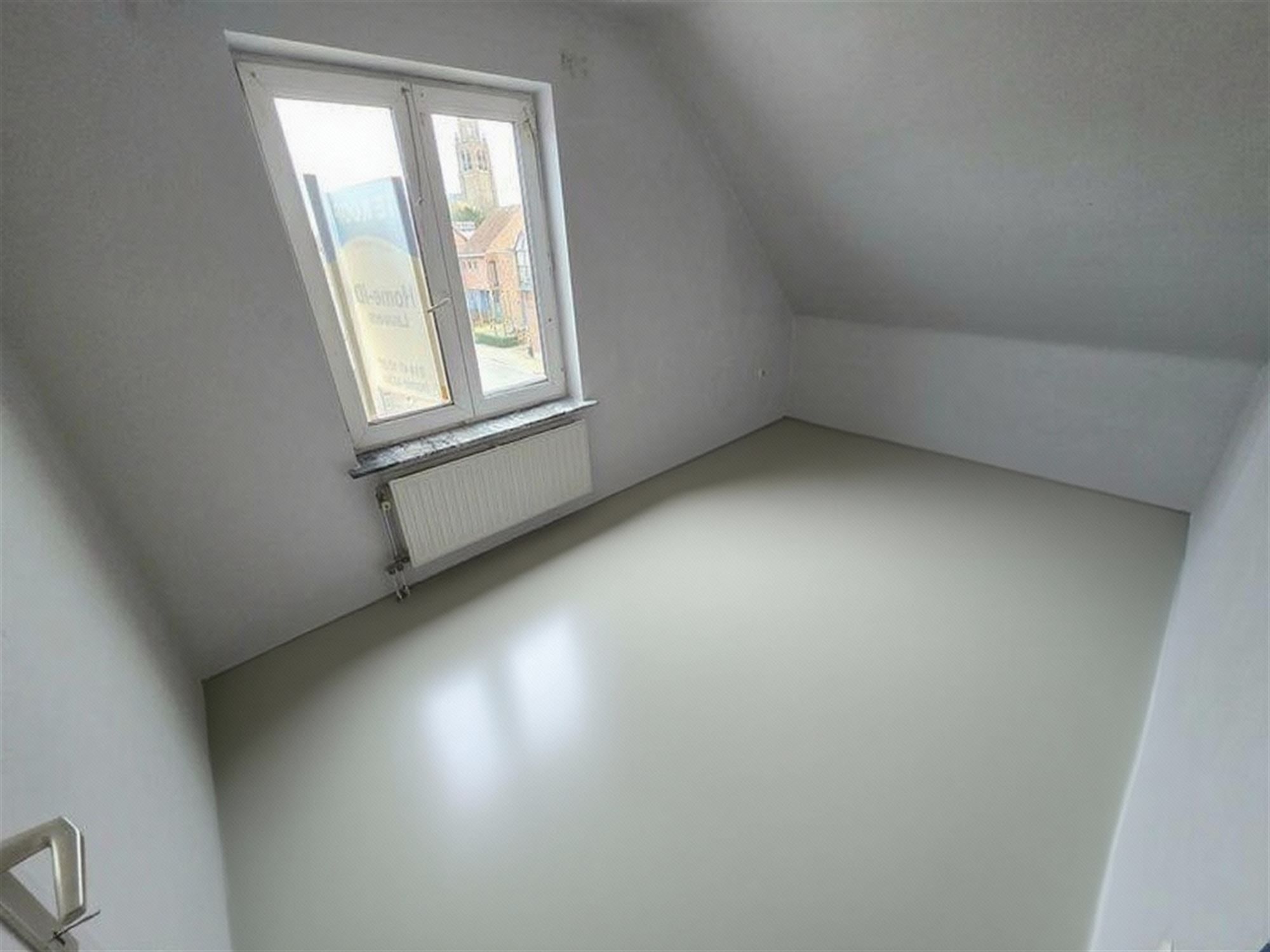 Instapklaar appartement met 2 slpks en garage in centrum  foto 11