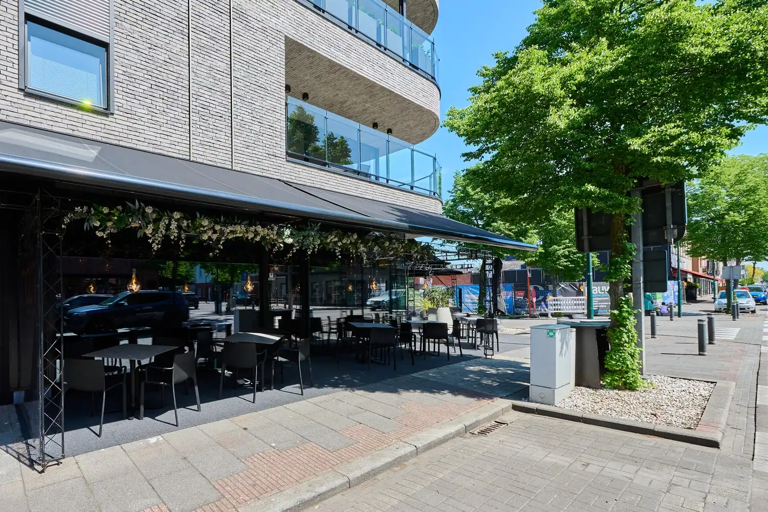 Uniek handelspand op toplocatie in het aangename centrum van Leopoldsburg foto 24