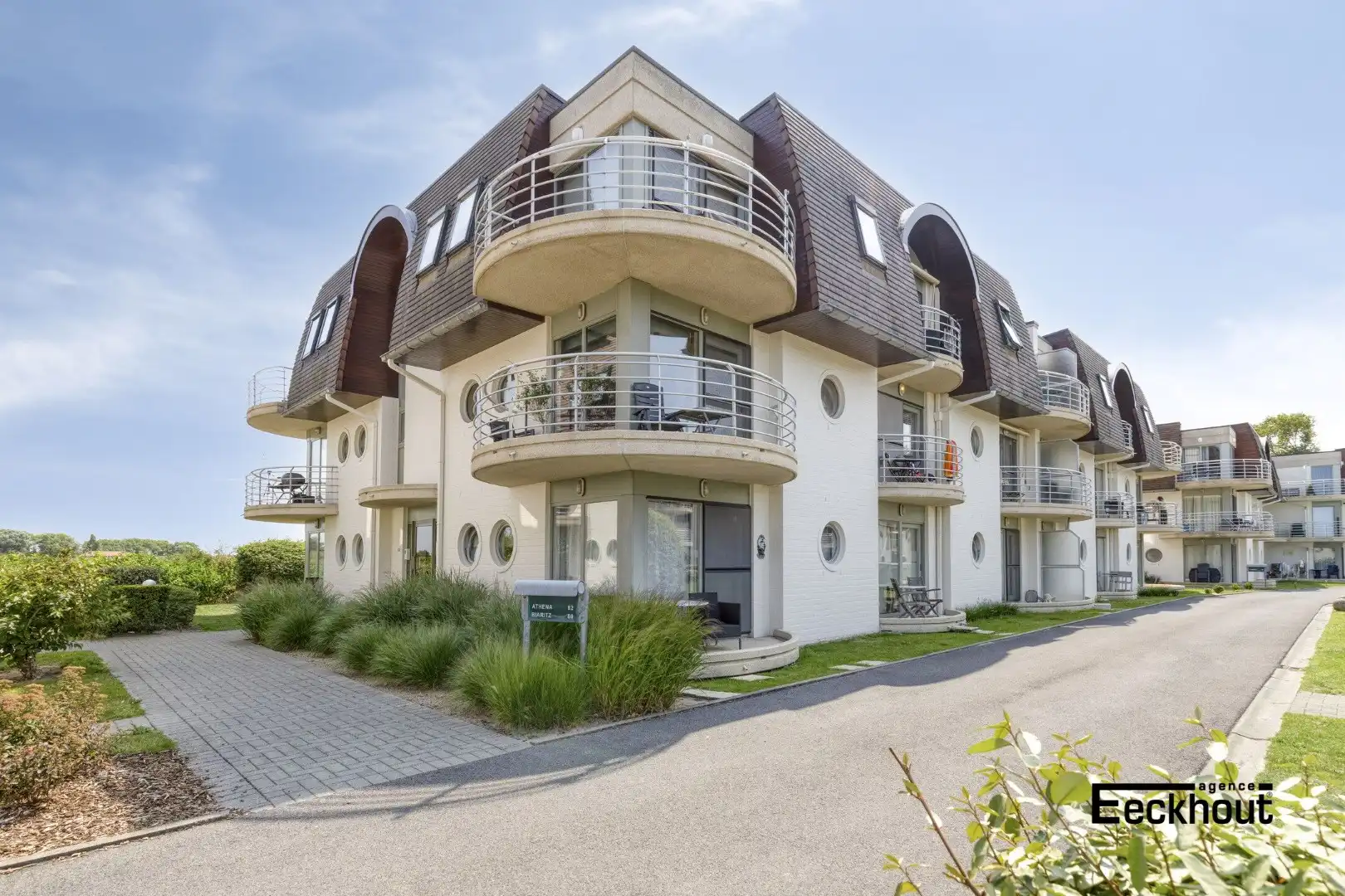 Charmant appartement met autostaanplaats in residentieel domein 'Blutsyde'. foto 13