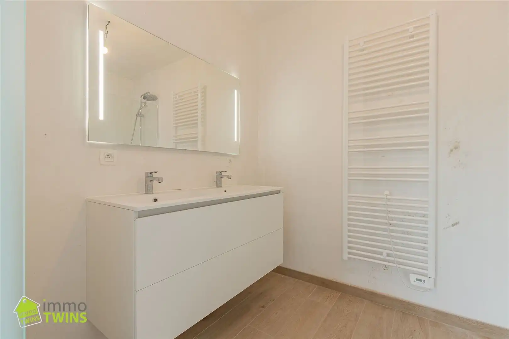 Modern nieuwbouwappartement in Serskamp foto 21