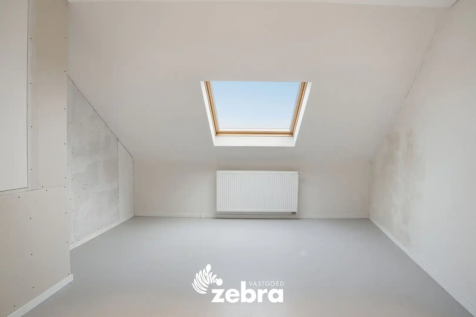 Eigentijdse stadswoning met lift, terras en topafwerking in het centrum van Roeselare! foto 28