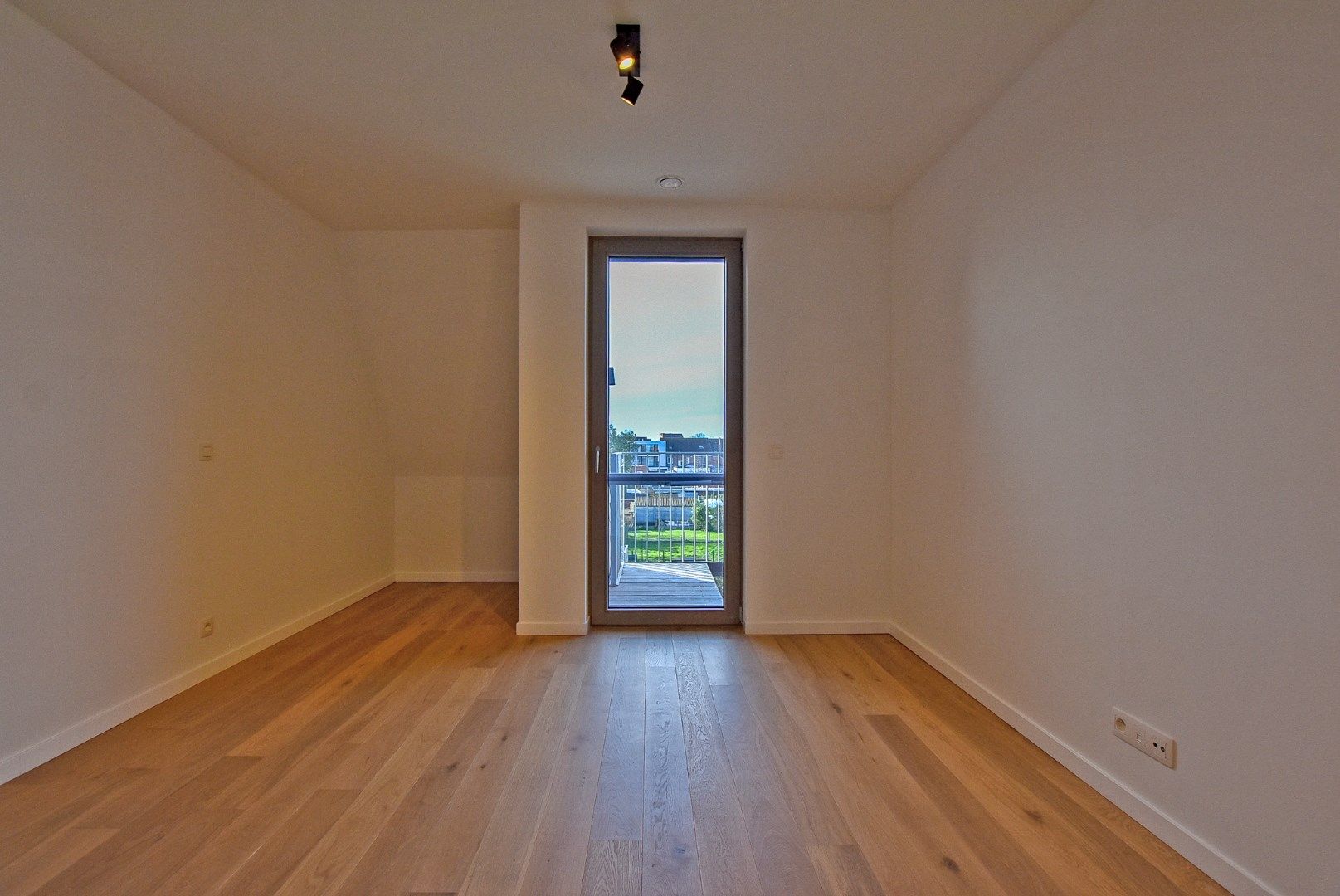 Recent appartement (100 m²) met 2 slaapkamers te Oostduinkerke foto 13