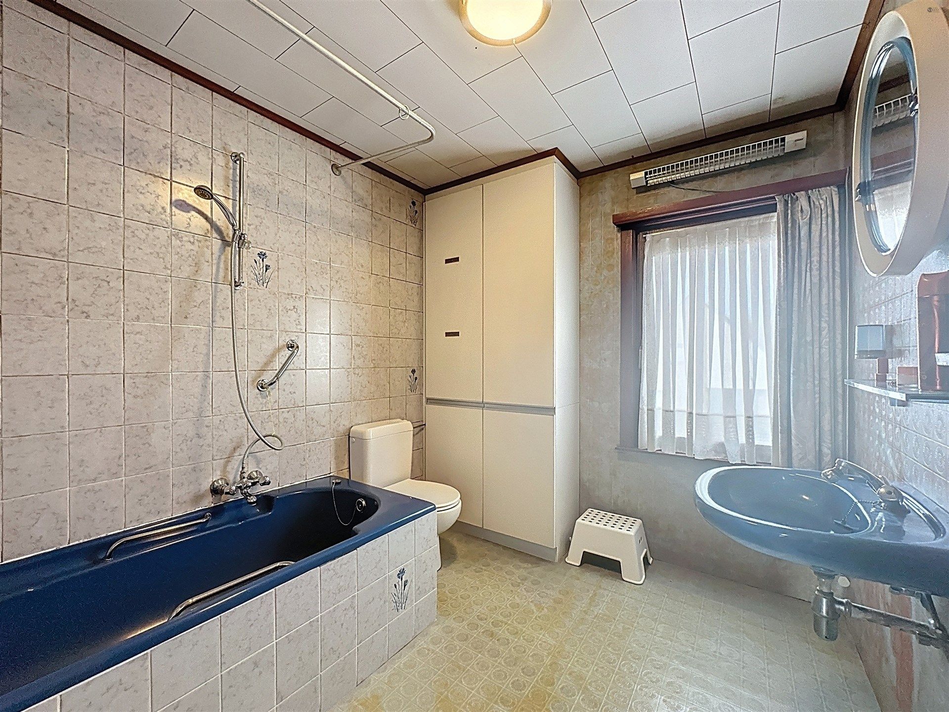 te renoveren woning met magazijn (220m²) op perceel van 1340m² foto 13