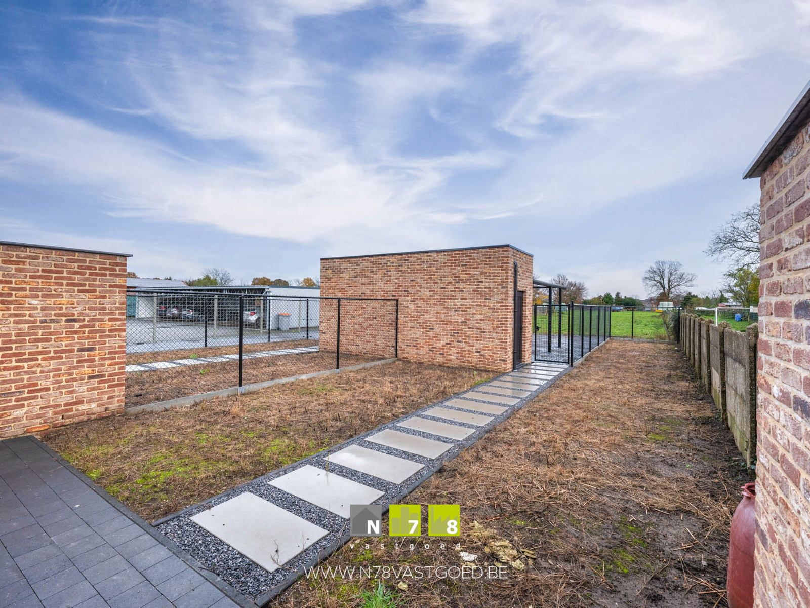 Huis te koop foto 23