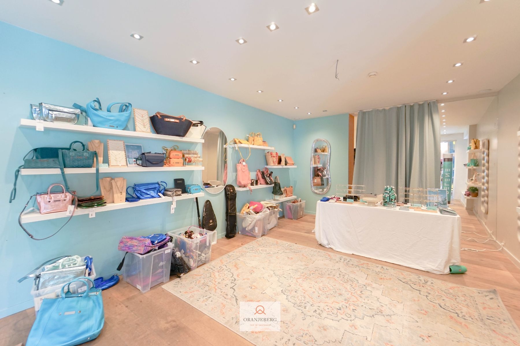 Winkelpand te huur in populaire winkelstraat Gent foto 10