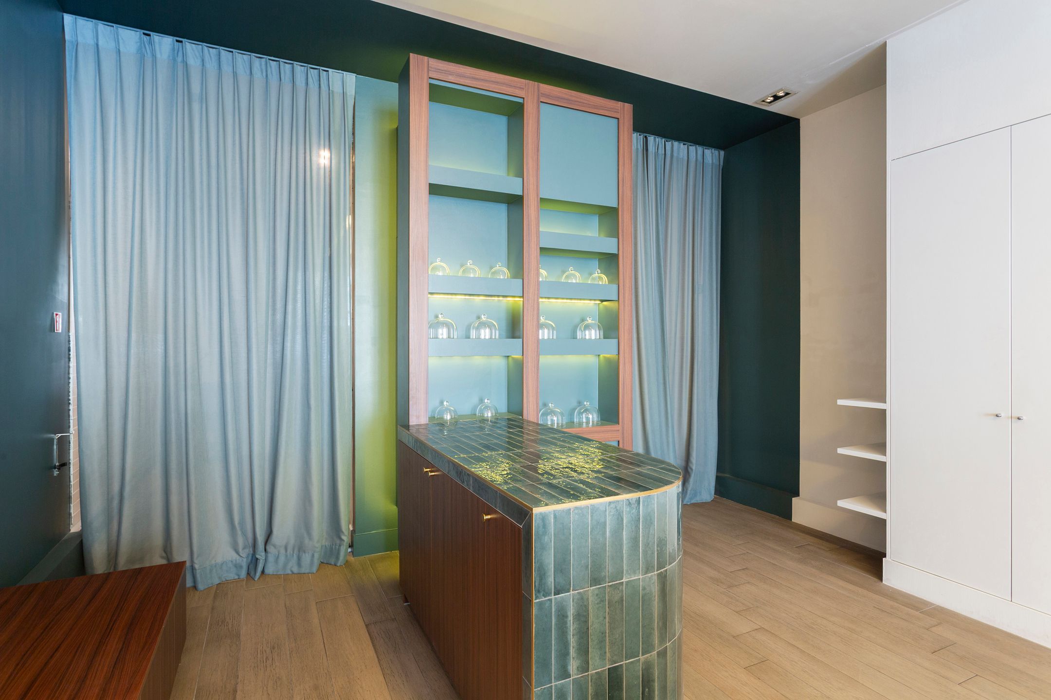 commerciële ruimte op absolute toplocatie aan Bourla foto 18