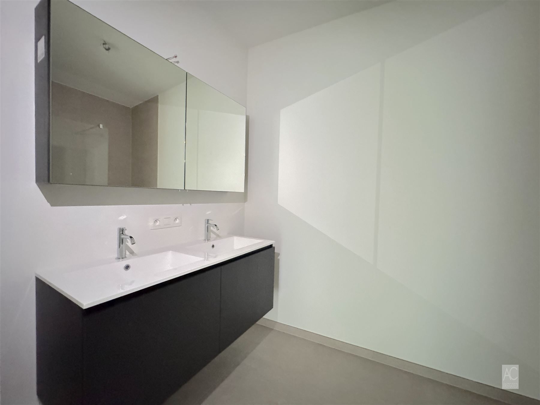 Nieuwbouw appartement met 2 slaapkamers foto 12