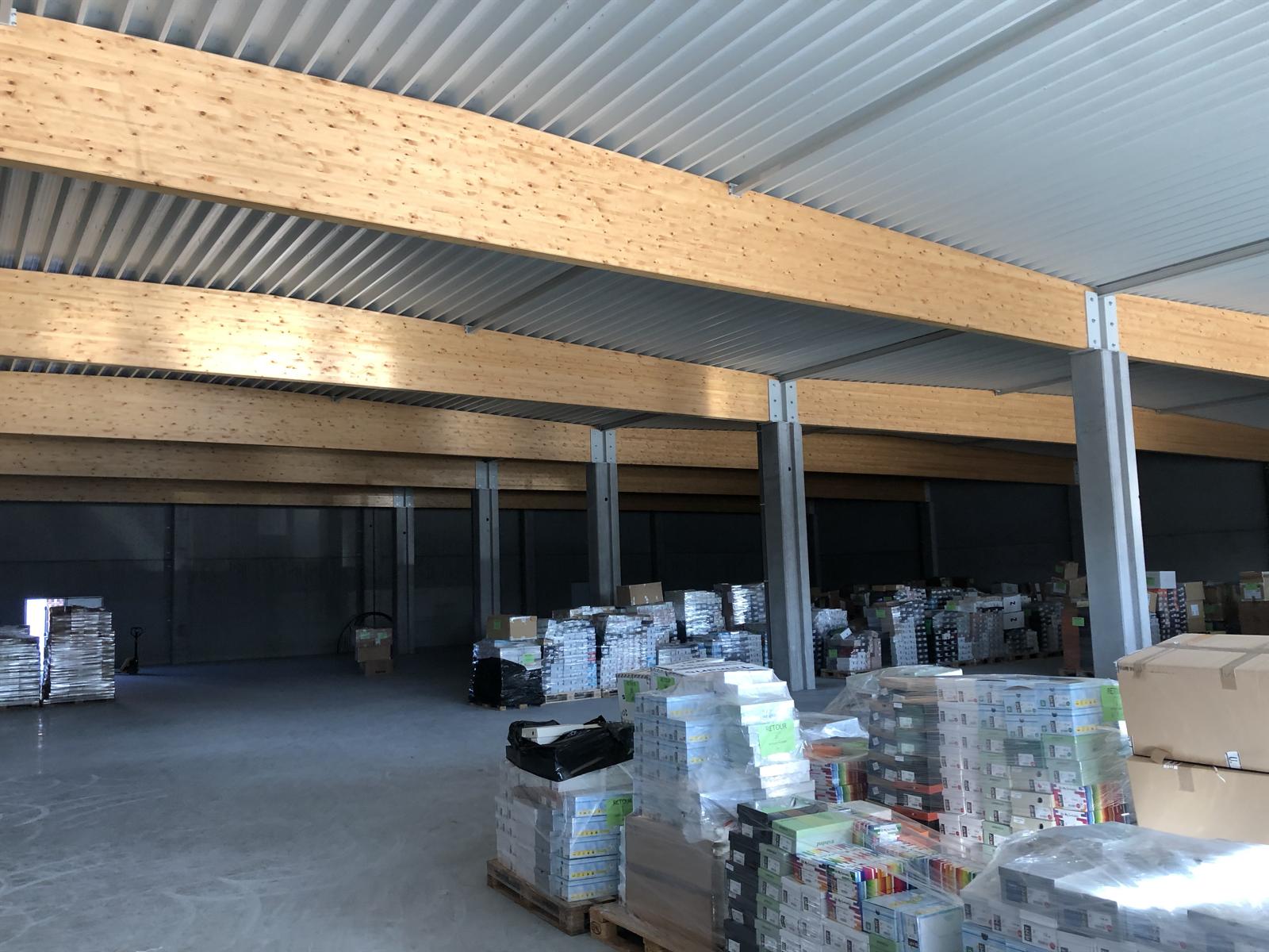 Commerciële ruimte te huur foto 4
