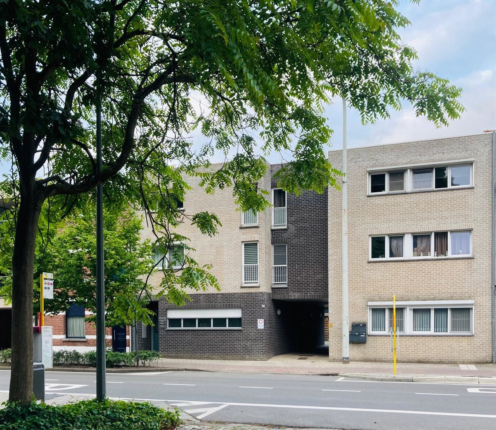 Ruim en energiezuinig appartement met lift in het dorp van Maria ter Heide, nabij openbaar vervoer, winkels, scholen foto 1