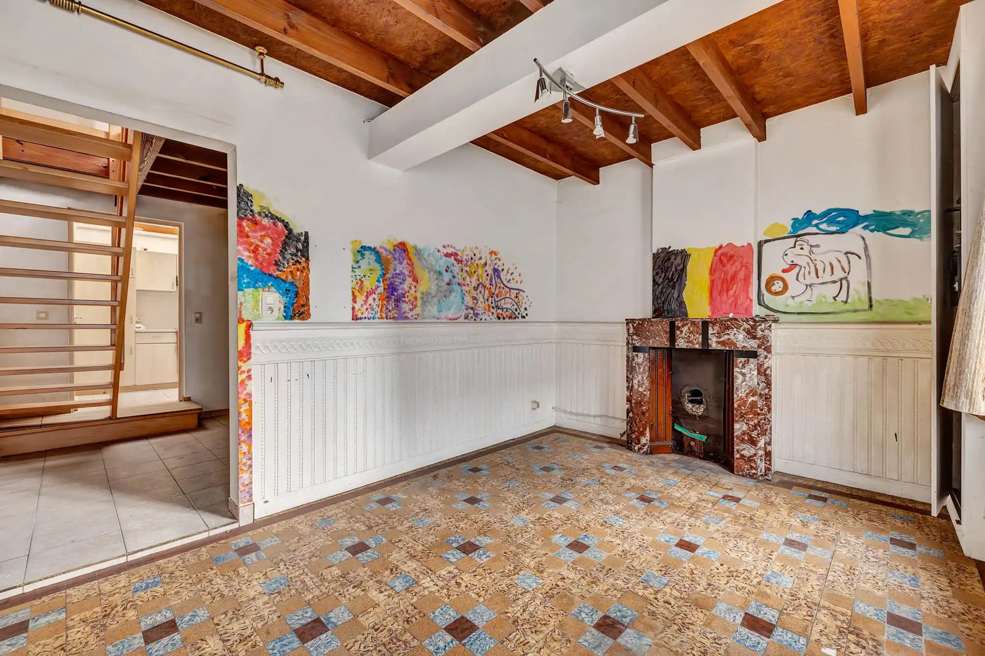 Te renoveren woning met tuin foto 2