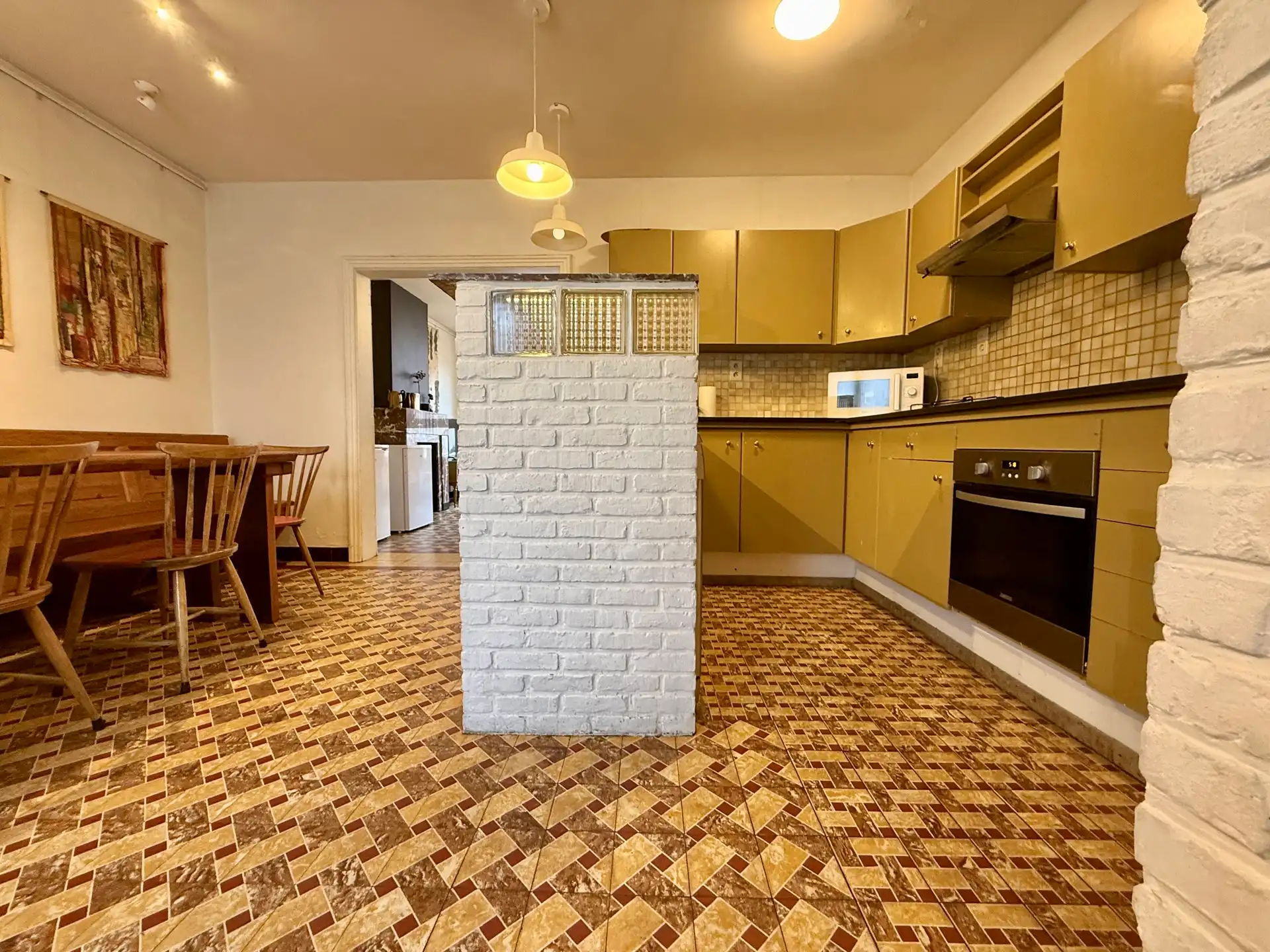 Ruime woning op uitstekende ligging foto 4