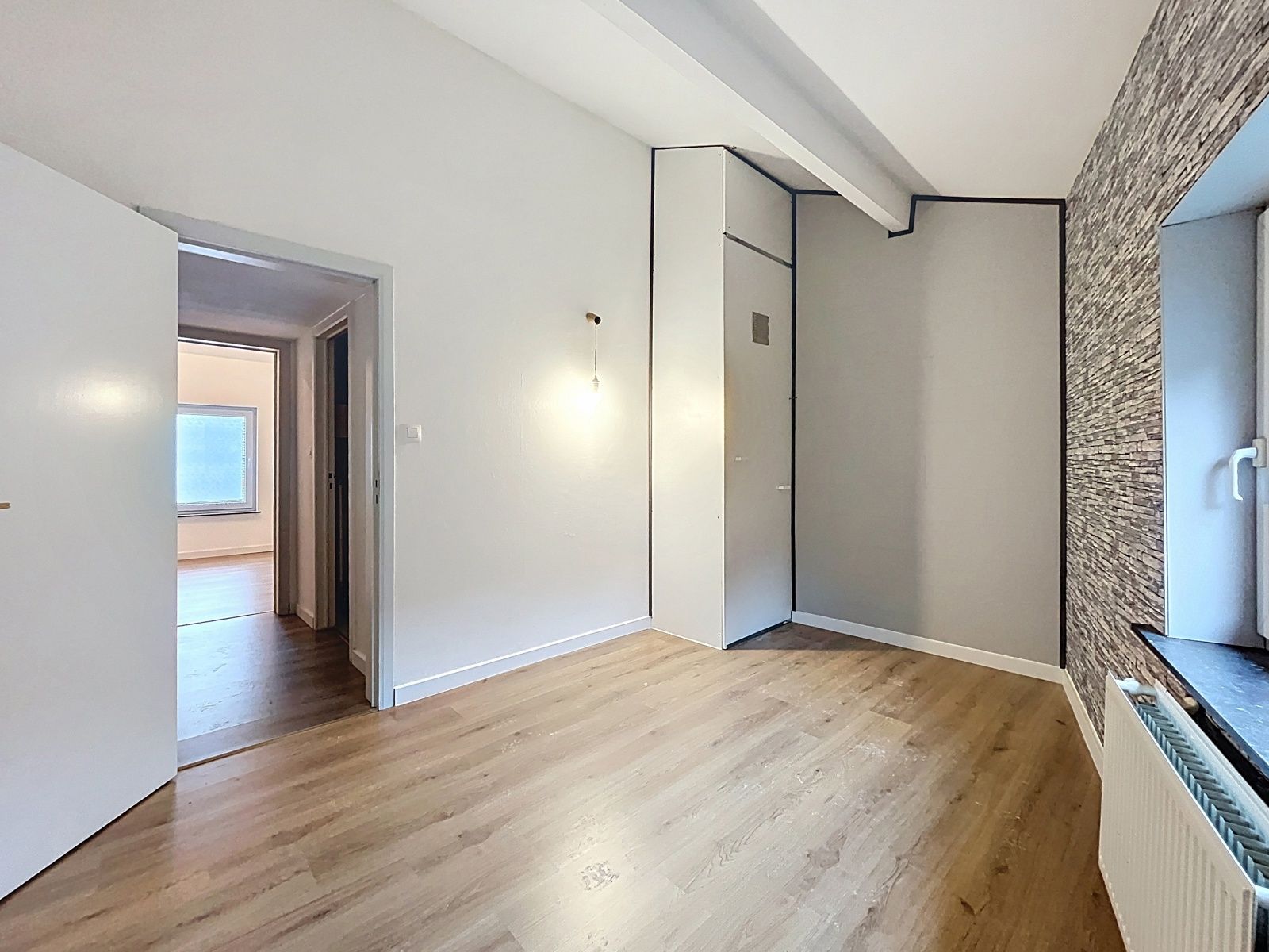 Rijwoning met 2 slpks foto 11