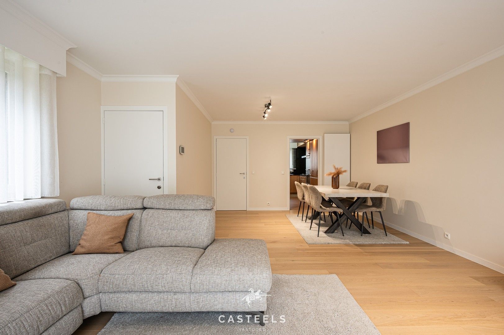Instapklare (HOB) woning met EPC B, 4 slpks, tuin en garage foto 4