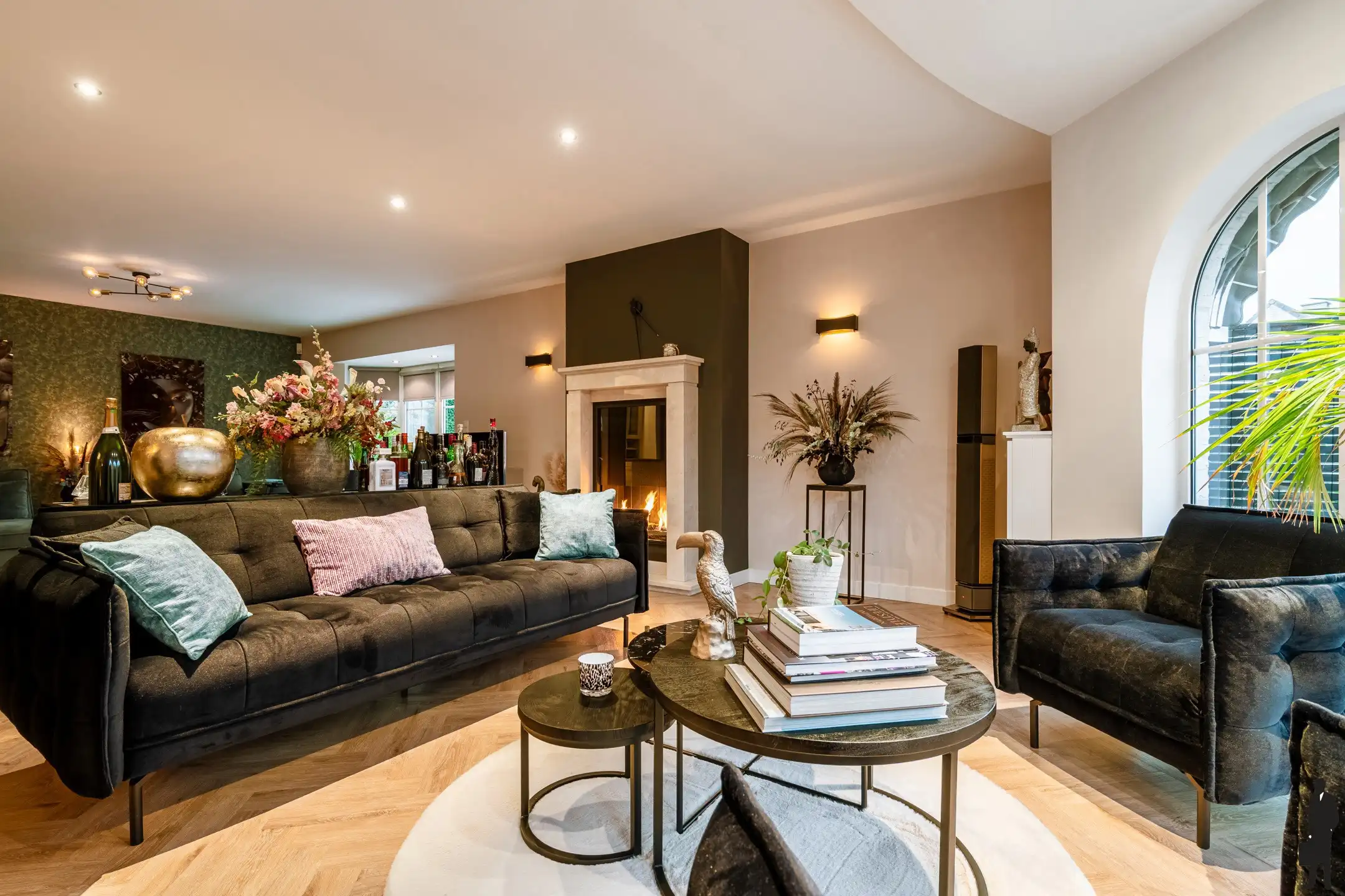 Exclusieve villa met gastenverblijf en zwembad op de grens in Weelde foto 7