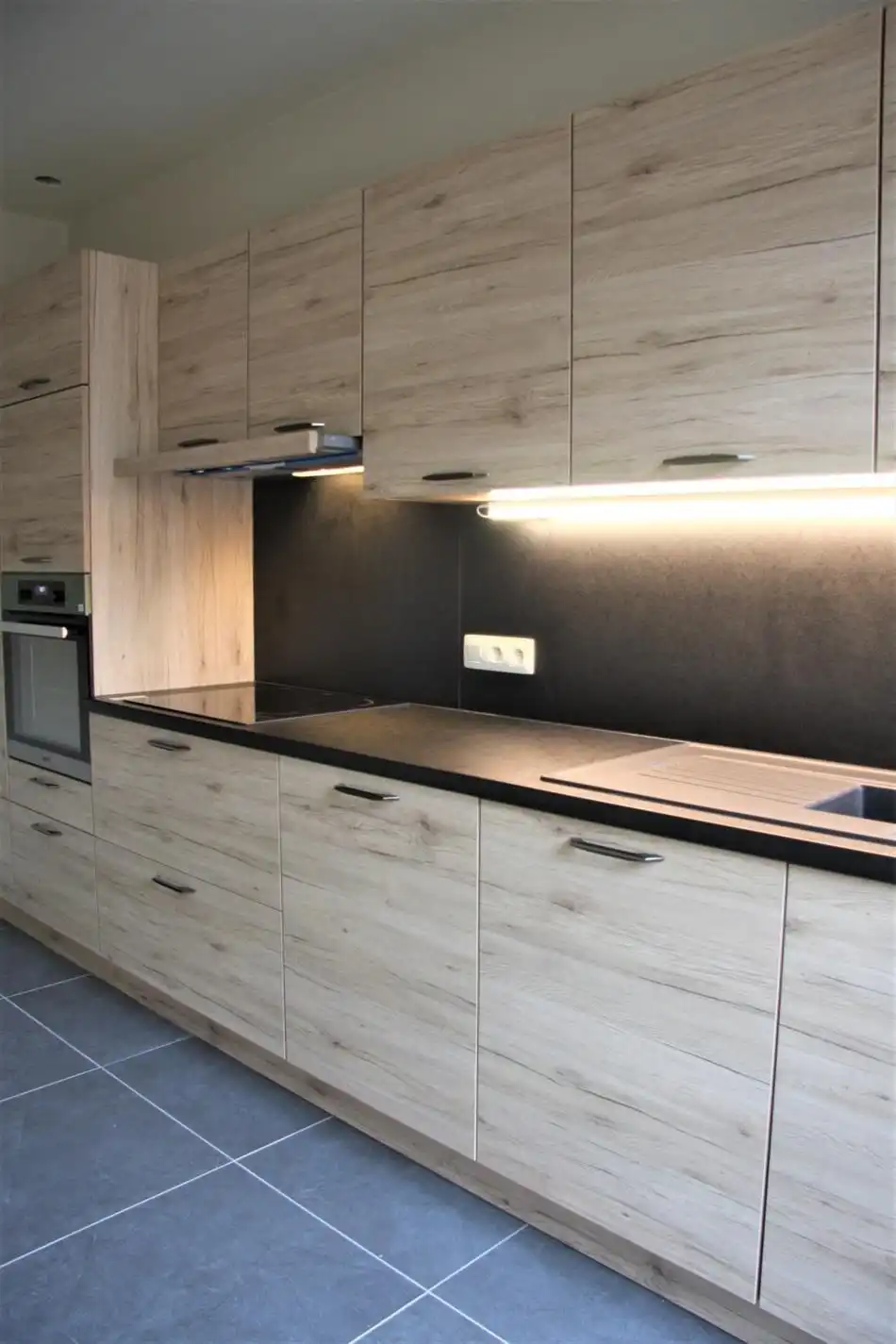 Stijlvol appartement op de 2e verdieping met 3 slaapkamers in het centrum van Zottegem foto 10