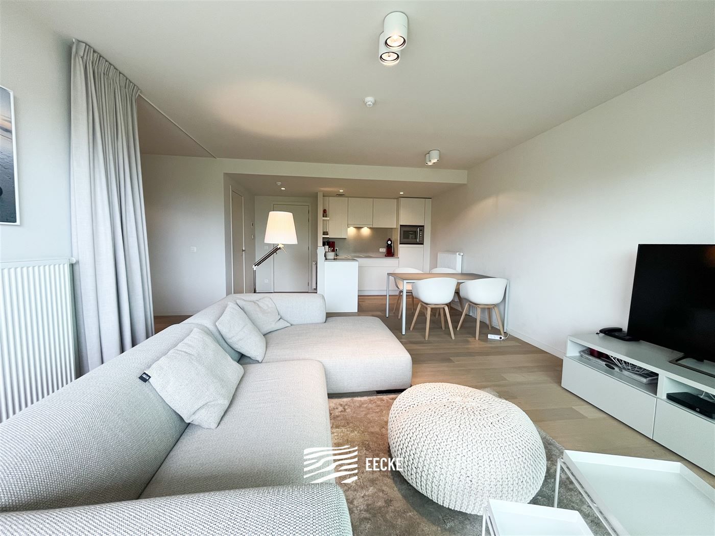 Appartement met 1 slaapkamer en slaaphoek foto 2