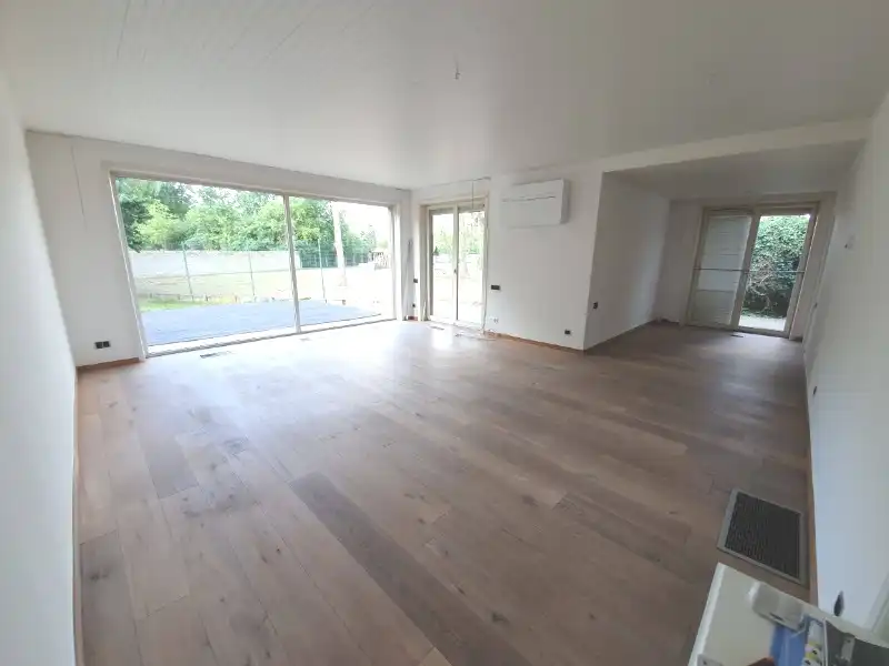 Rustig gelegen 3 slpka-woning met inpandige garage, 2 terrassen en kleine tuin foto 16