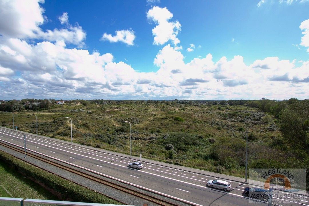 Studio met mooi zicht op natuurgebied foto 2