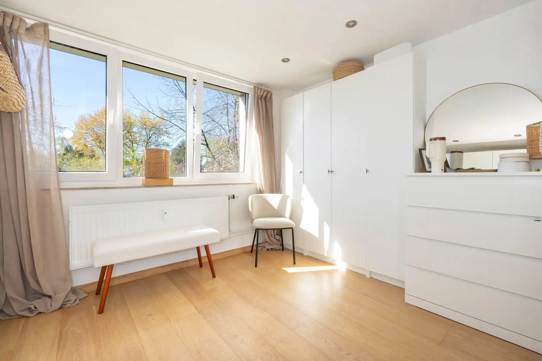 Gerenoveerd appartement met vrij uitzicht op het park foto 15