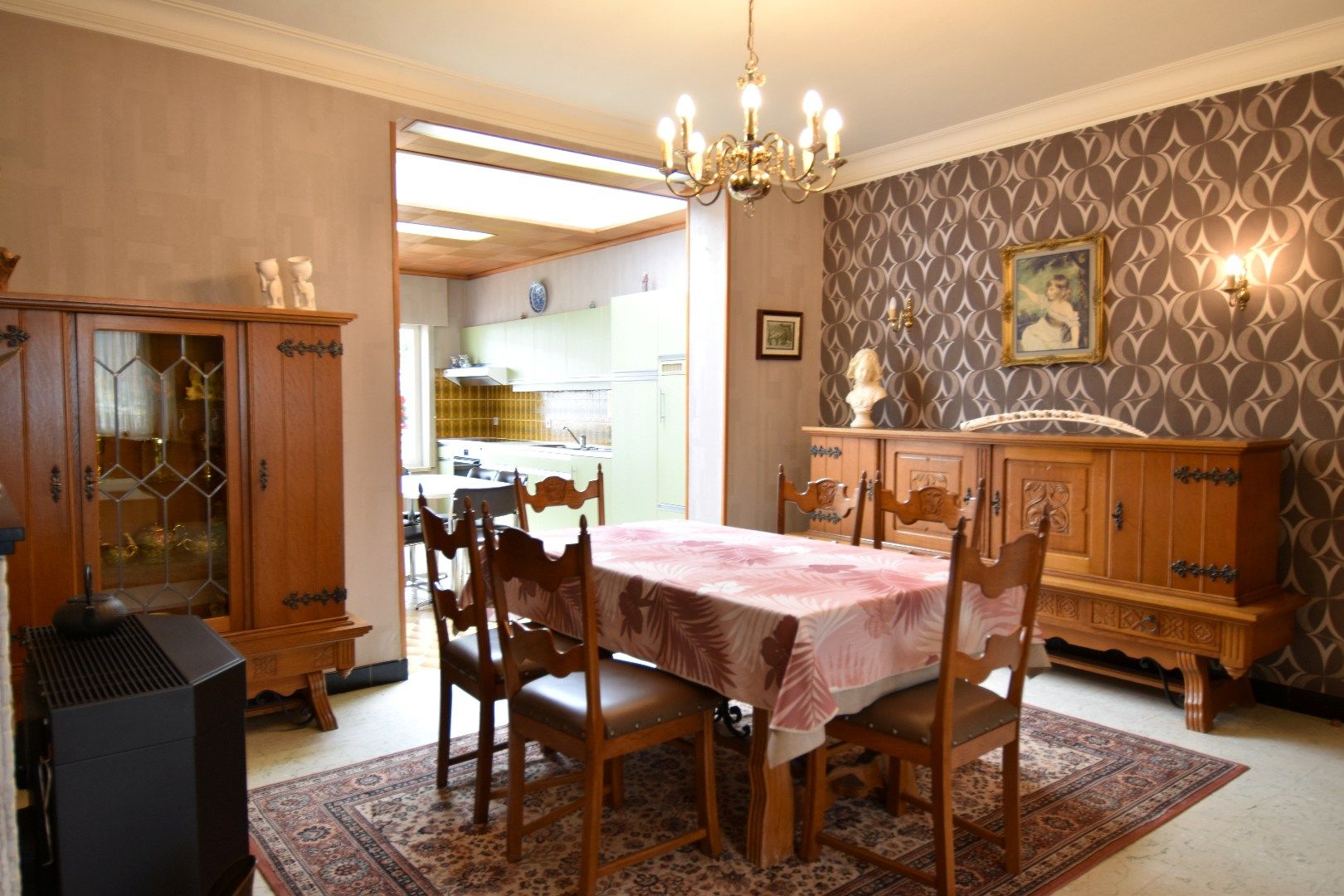  Rijwoning met 3 slaapkamers, garage en tuin te koop in Gullegem foto 5