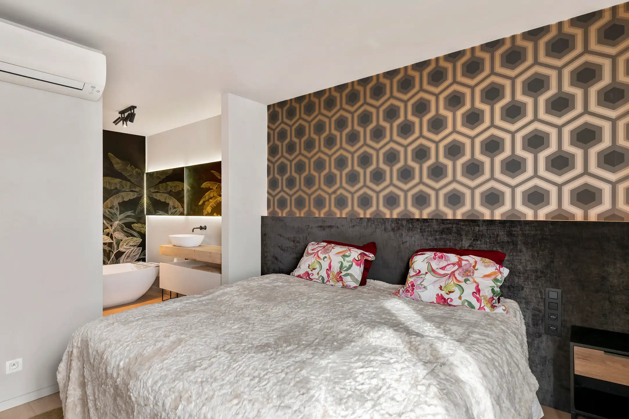 Duplex met twee terrassen aan het Theaterplein foto 17