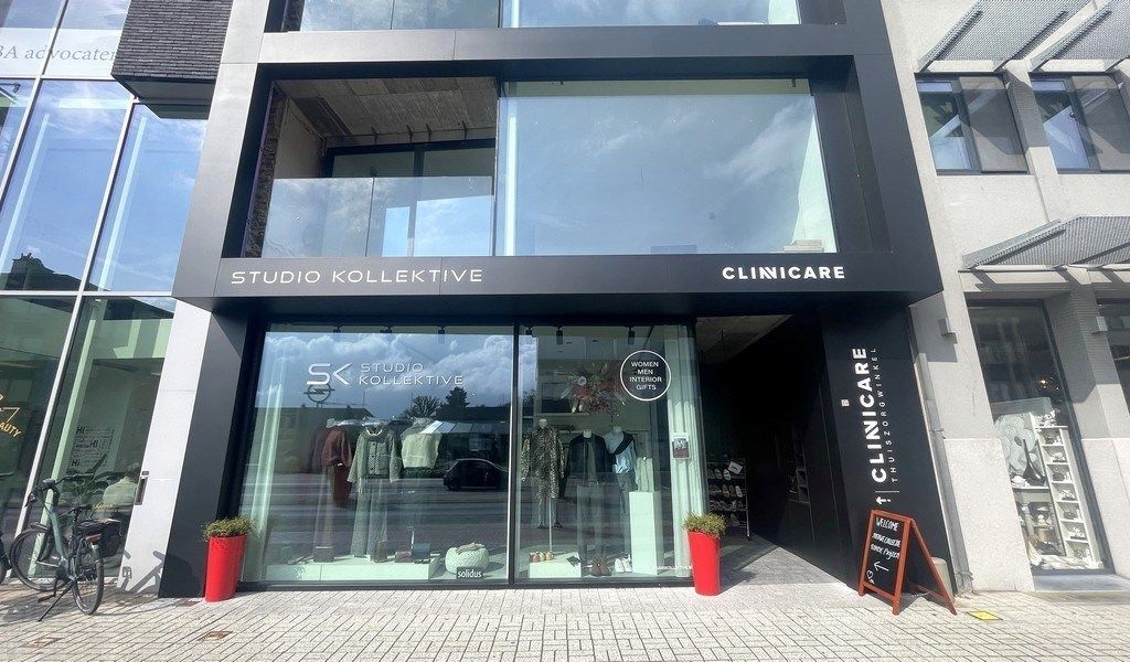 Nieuwbouw winkelruimte te huur aan N70 in Beveren foto 2