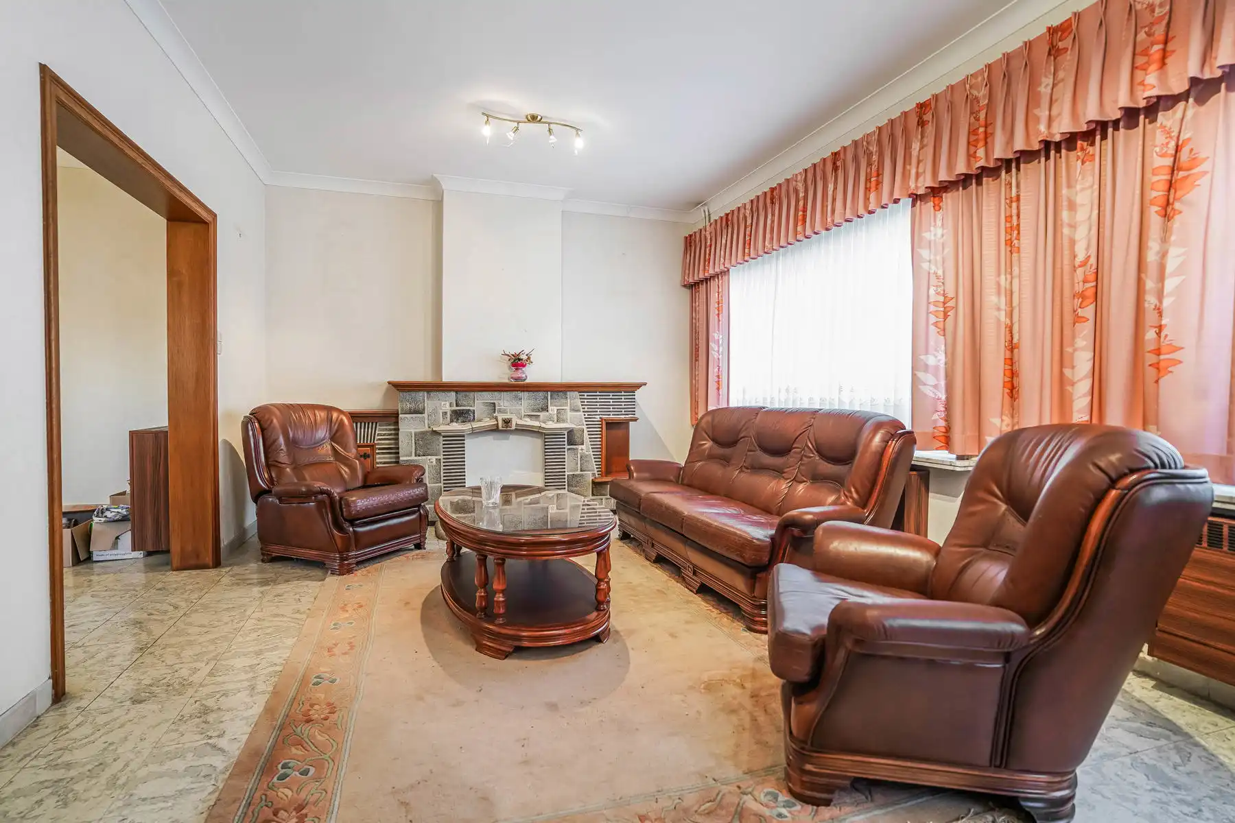 Gunstig gelegen, te renoveren HOB-woning te Kapelle o/d Bos foto 5