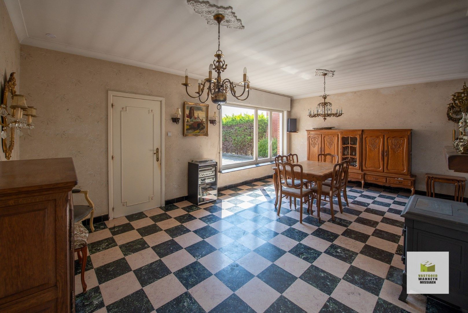 Te renoveren woning met landelijk vergezicht en bijgebouw op toplocatie te Wingene foto 8