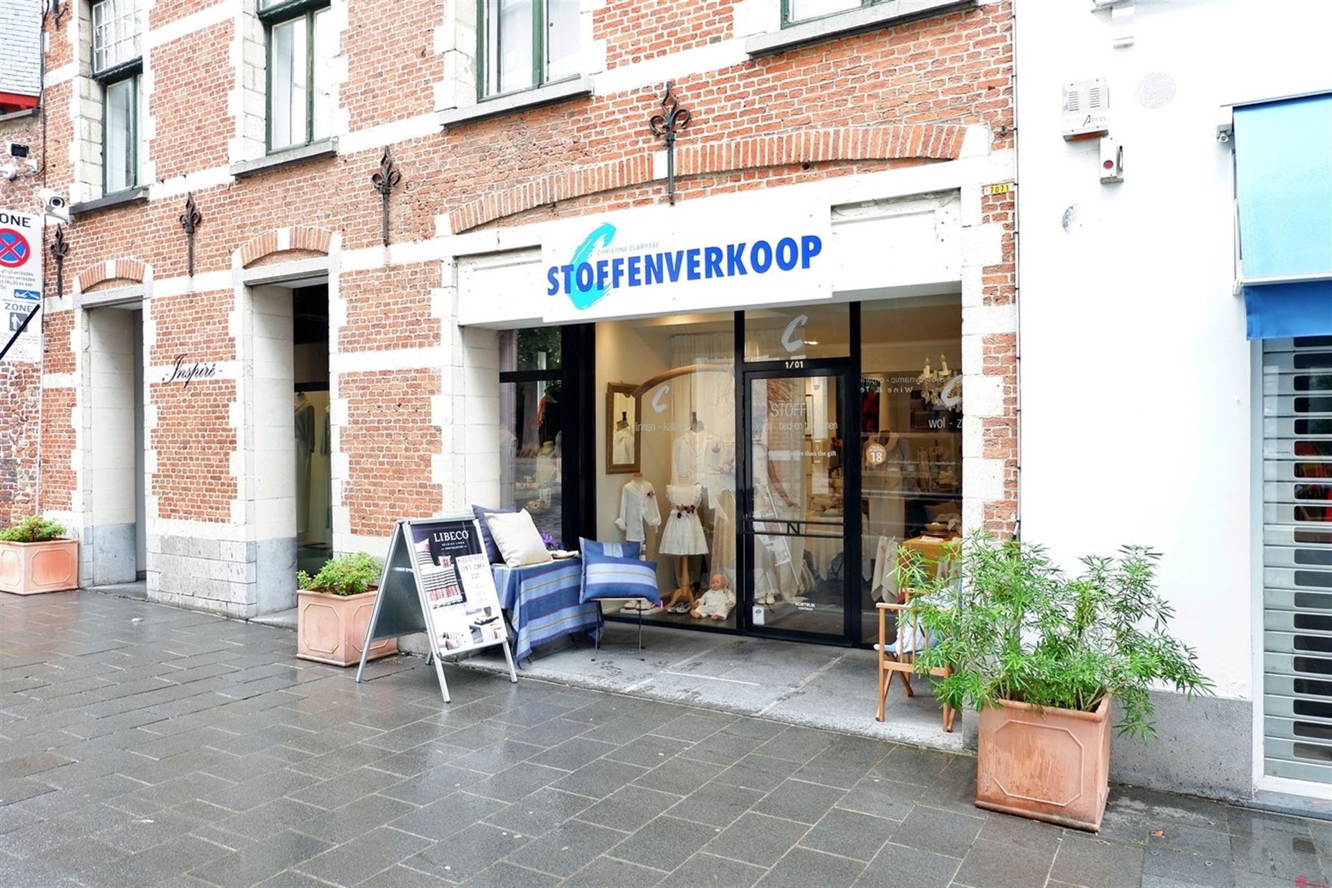 Handelspand in het centrum van Kortrijk foto 2