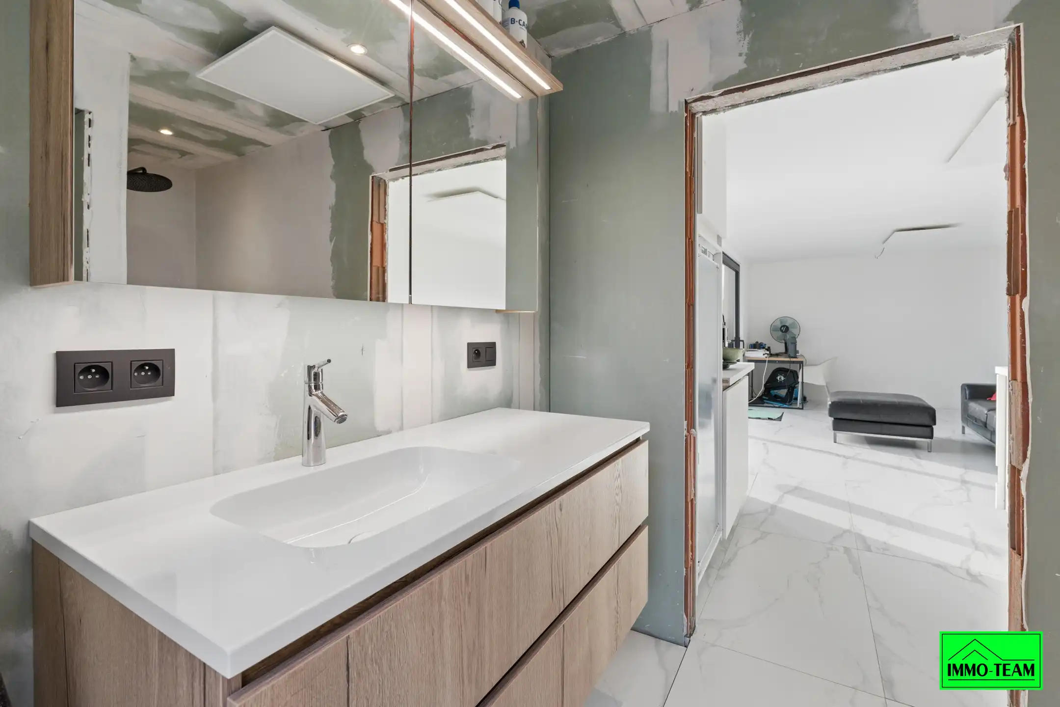 Ruime, energiezuinige villa in groene en rustige omgeving  foto 24