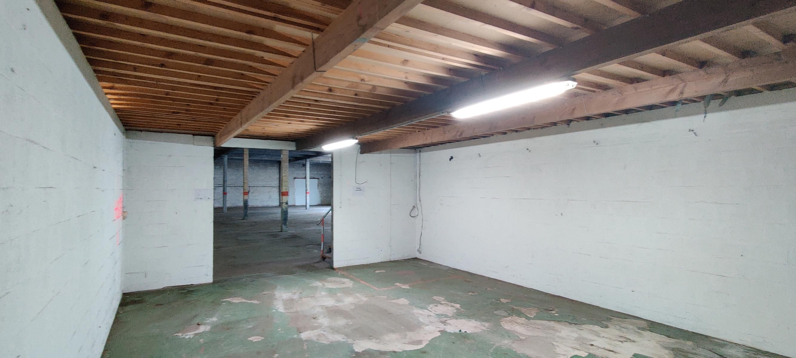 Charmant atelier met opslagruimte op een unieke locatie foto 28